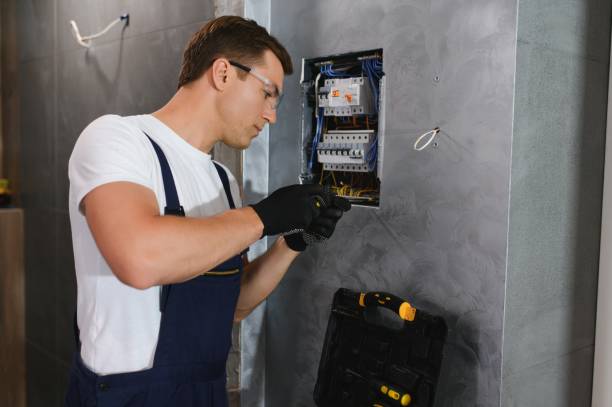 Best Outdoor Lighting Installation  in Linwood, PA